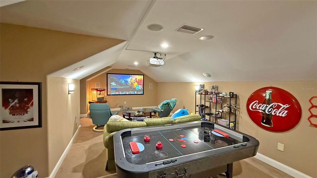 For Sale: $1,395,000 (4 beds, 3 baths, 3875 Square Feet)