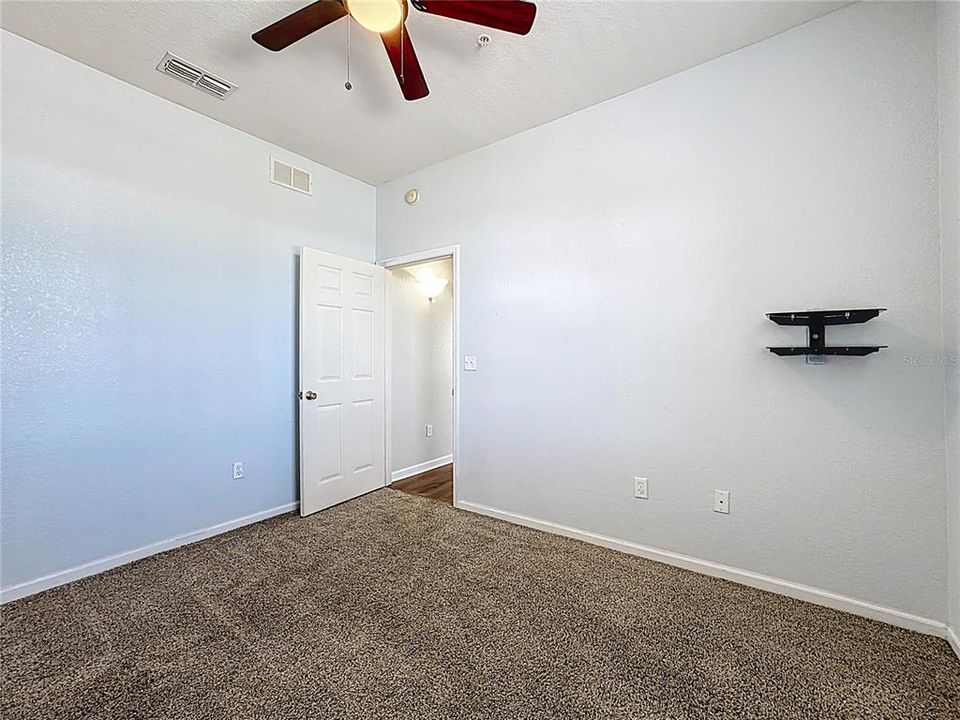 For Sale: $249,900 (3 beds, 2 baths, 1495 Square Feet)