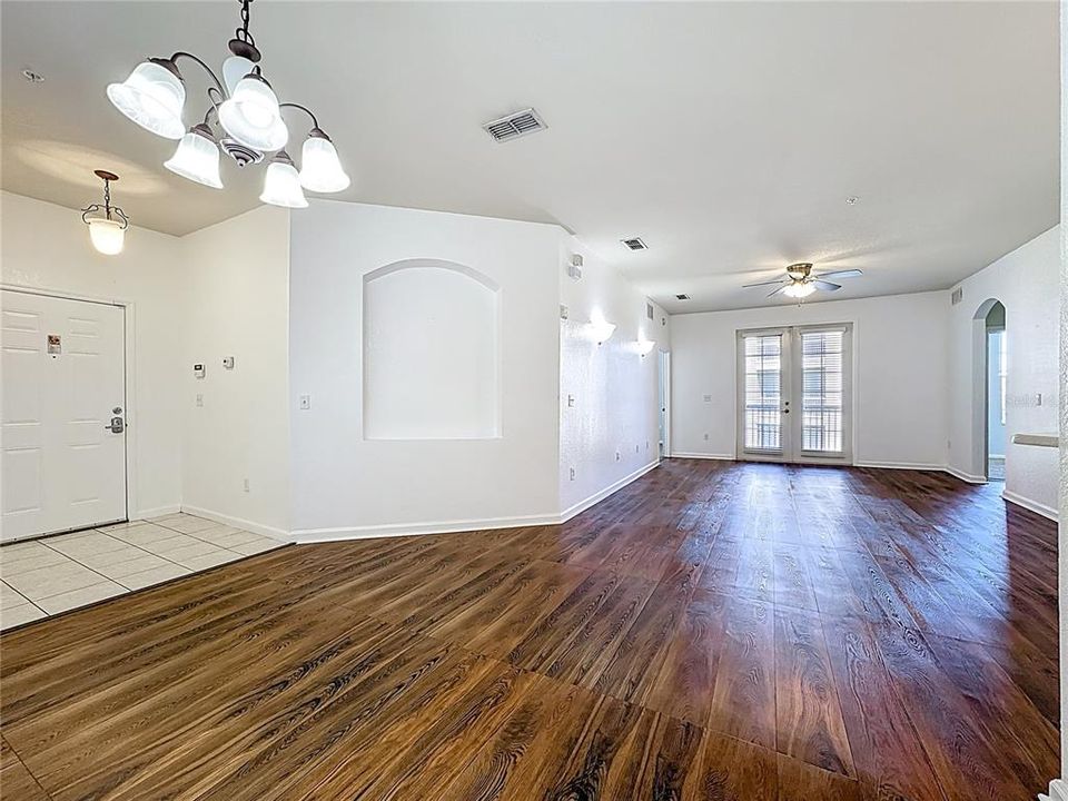 For Sale: $249,900 (3 beds, 2 baths, 1495 Square Feet)