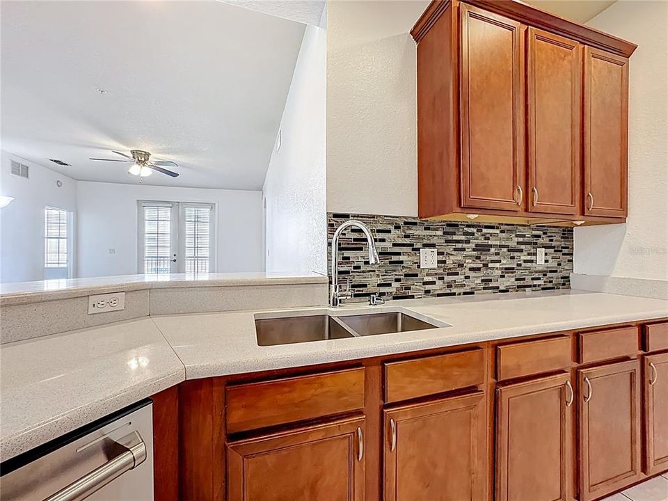 For Sale: $249,900 (3 beds, 2 baths, 1495 Square Feet)