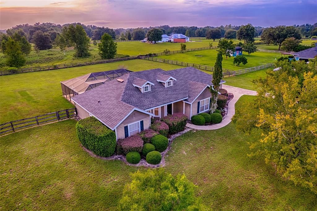 Recently Sold: $439,000 (3 beds, 2 baths, 1666 Square Feet)