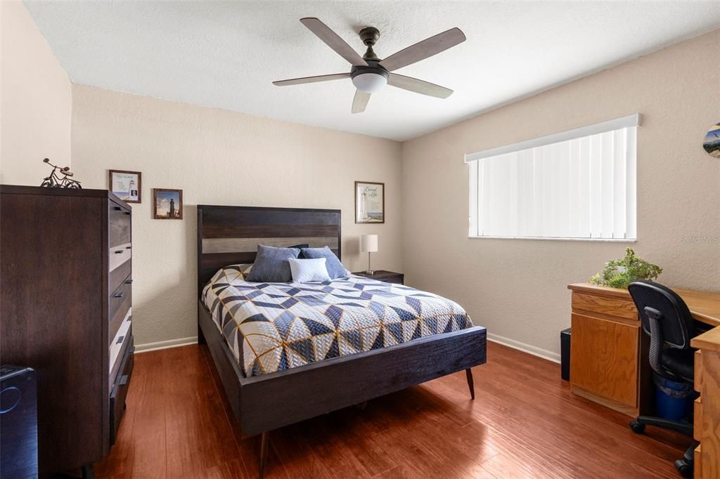 Active With Contract: $357,000 (3 beds, 2 baths, 1948 Square Feet)