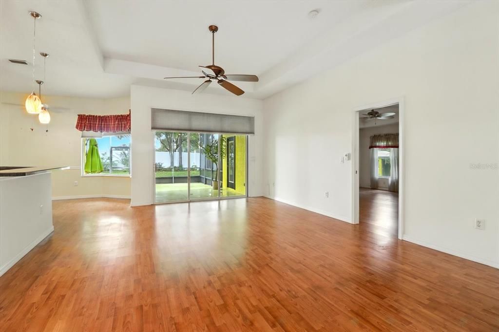 待售: $399,000 (3 贝兹, 2 浴室, 2175 平方英尺)