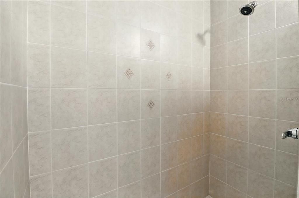 待售: $399,000 (3 贝兹, 2 浴室, 2175 平方英尺)