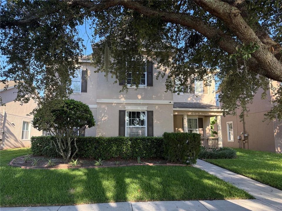 For Sale: $739,000 (5 beds, 3 baths, 2972 Square Feet)