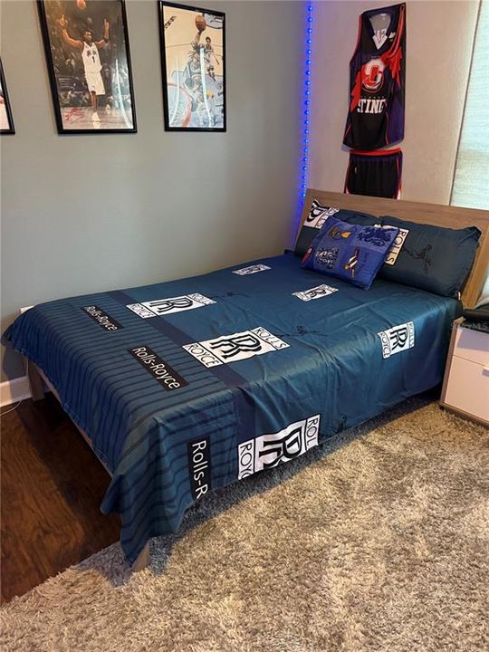 For Sale: $739,000 (5 beds, 3 baths, 2972 Square Feet)