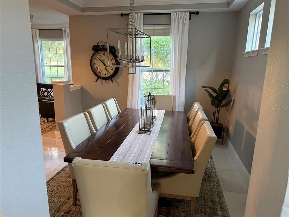 For Sale: $739,000 (5 beds, 3 baths, 2972 Square Feet)