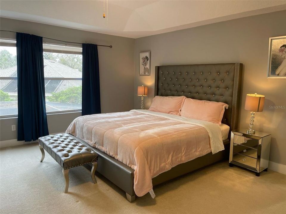 Active With Contract: $3,749 (5 beds, 3 baths, 3107 Square Feet)