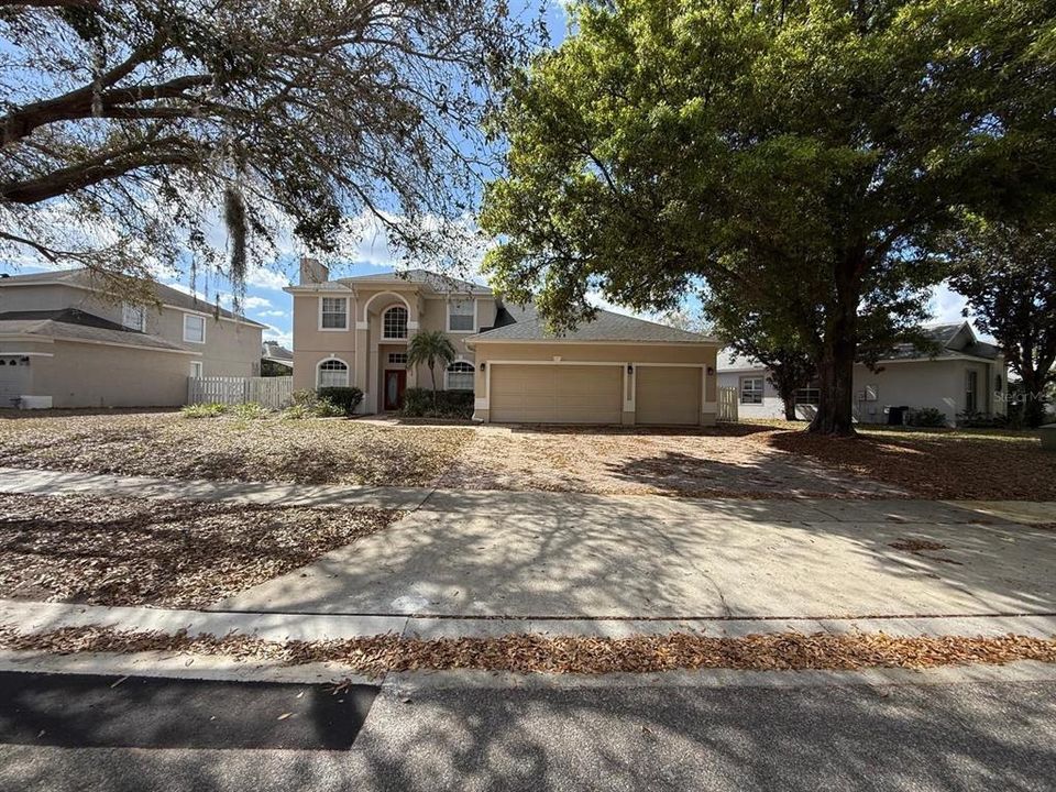 Active With Contract: $3,749 (5 beds, 3 baths, 3107 Square Feet)