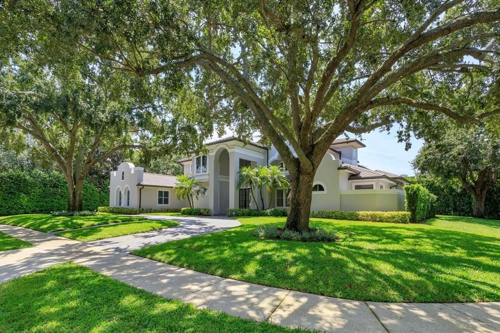 Activo con contrato: $2,150,000 (5 camas, 5 baños, 4789 Pies cuadrados)