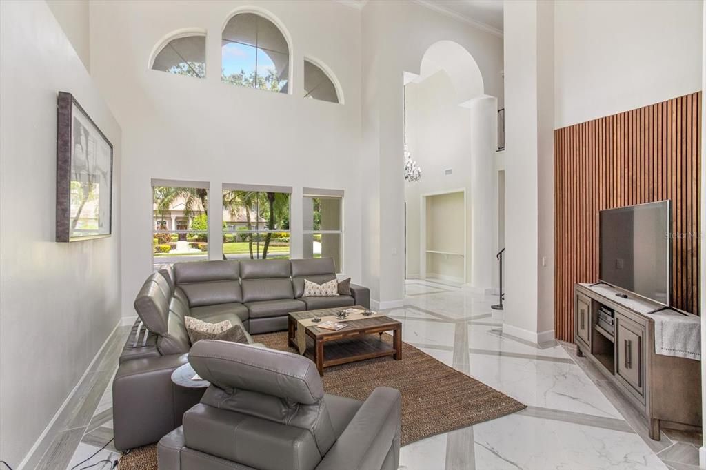 Activo con contrato: $2,150,000 (5 camas, 5 baños, 4789 Pies cuadrados)