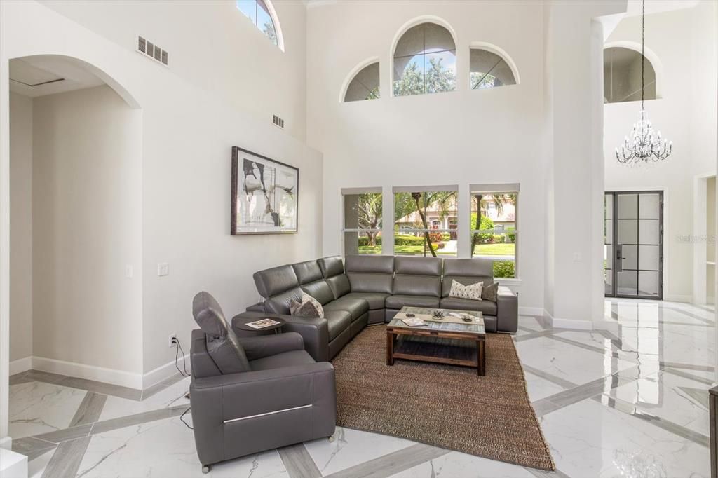 Activo con contrato: $2,150,000 (5 camas, 5 baños, 4789 Pies cuadrados)