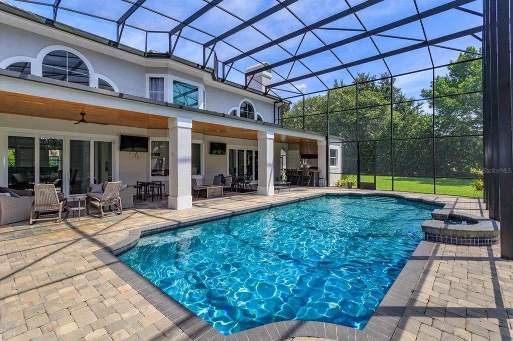 Activo con contrato: $2,150,000 (5 camas, 5 baños, 4789 Pies cuadrados)