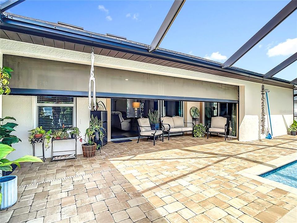 For Sale: $669,900 (3 beds, 2 baths, 1922 Square Feet)