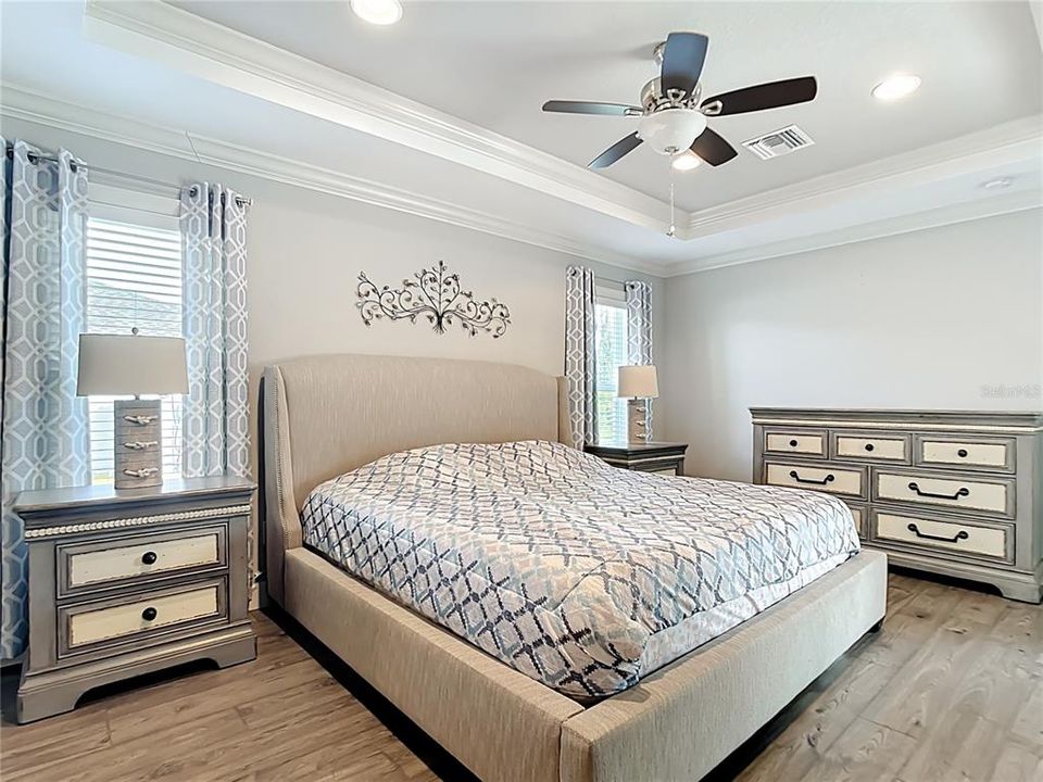 For Sale: $669,900 (3 beds, 2 baths, 1922 Square Feet)