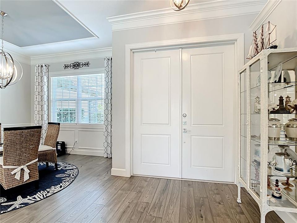 For Sale: $669,900 (3 beds, 2 baths, 1922 Square Feet)