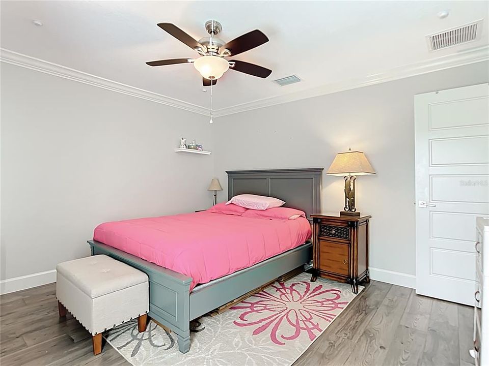 For Sale: $669,900 (3 beds, 2 baths, 1922 Square Feet)