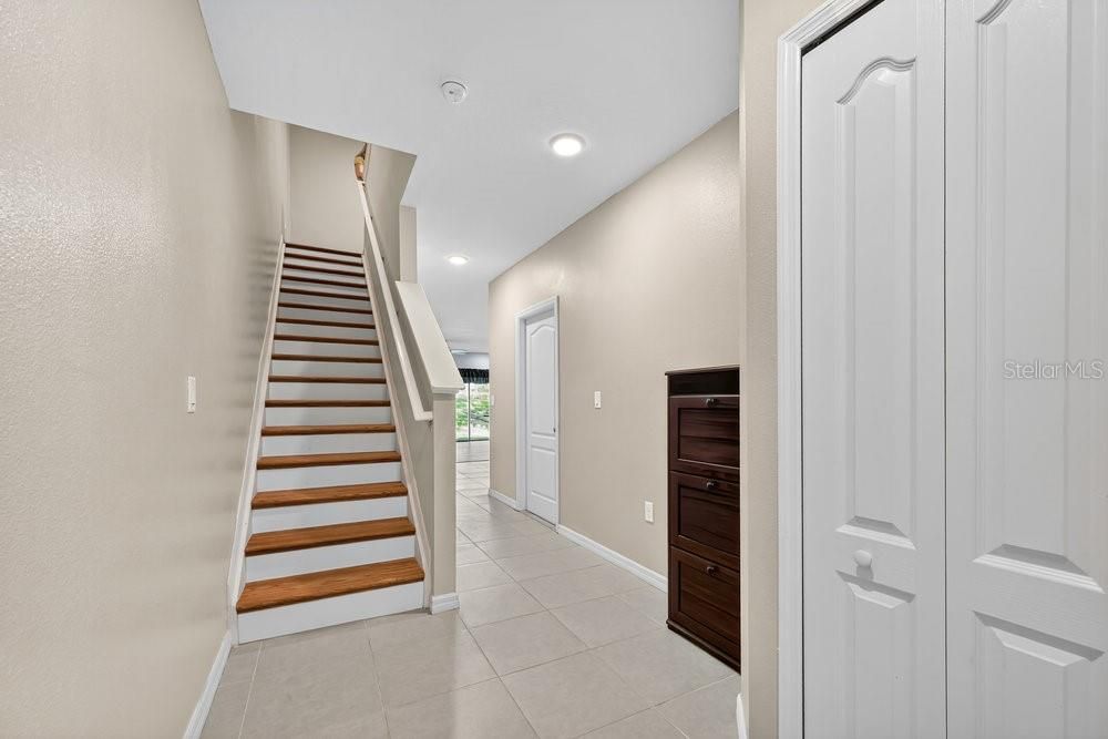 На продажу: $279,000 (3 спален, 2 ванн, 1633 Квадратных фут)