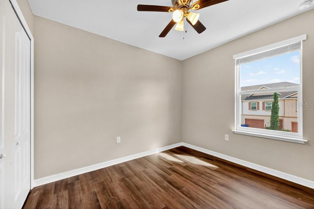 На продажу: $279,000 (3 спален, 2 ванн, 1633 Квадратных фут)