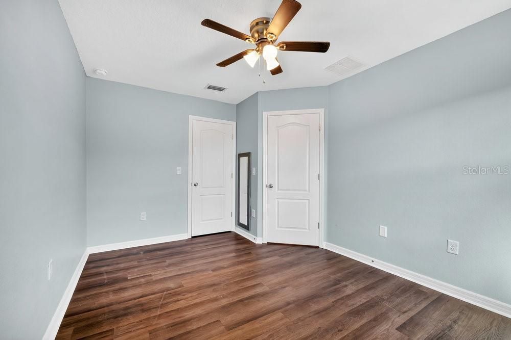 На продажу: $279,000 (3 спален, 2 ванн, 1633 Квадратных фут)