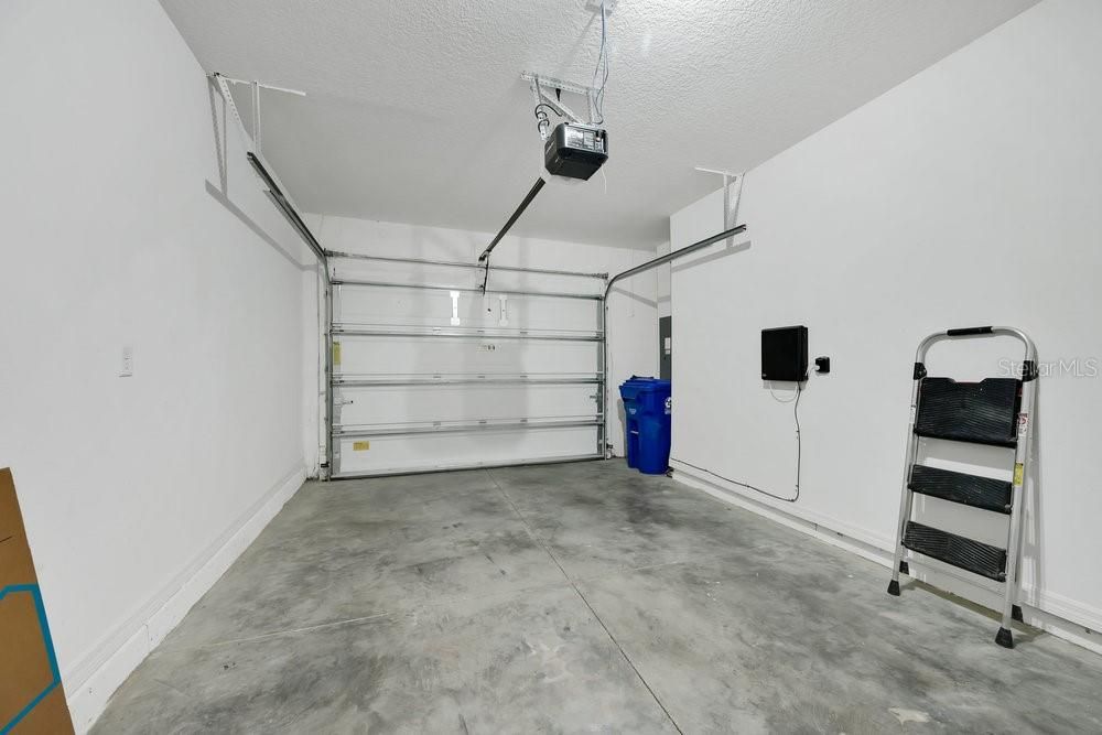 На продажу: $279,000 (3 спален, 2 ванн, 1633 Квадратных фут)