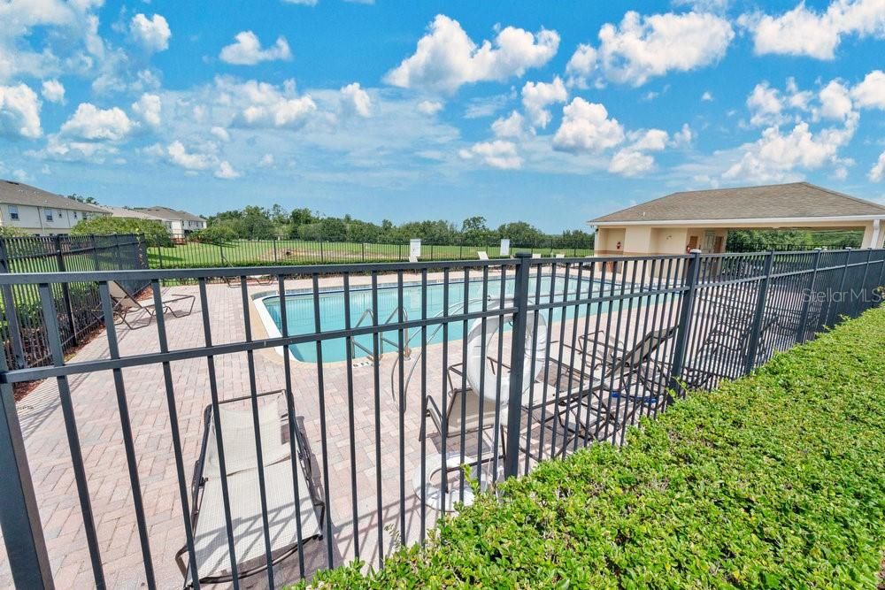 На продажу: $279,000 (3 спален, 2 ванн, 1633 Квадратных фут)