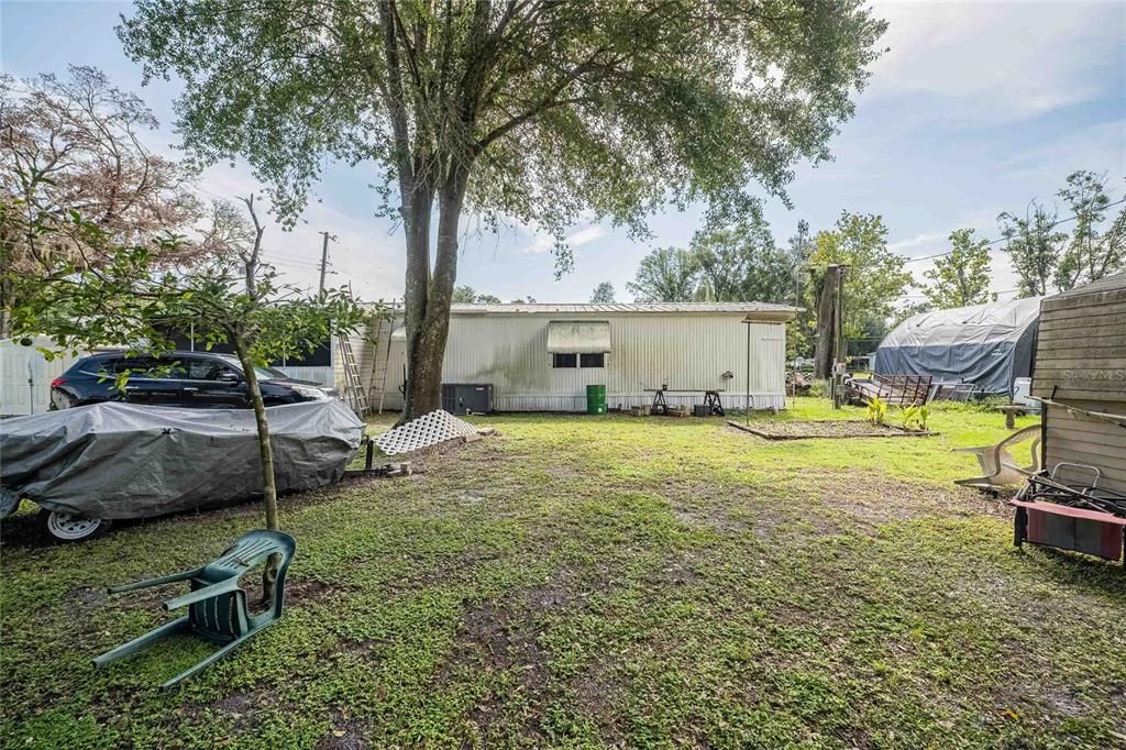 For Sale: $194,500 (3 beds, 2 baths, 1200 Square Feet)