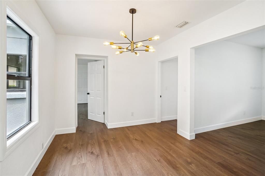 Active With Contract: $3,500 (3 beds, 2 baths, 1419 Square Feet)