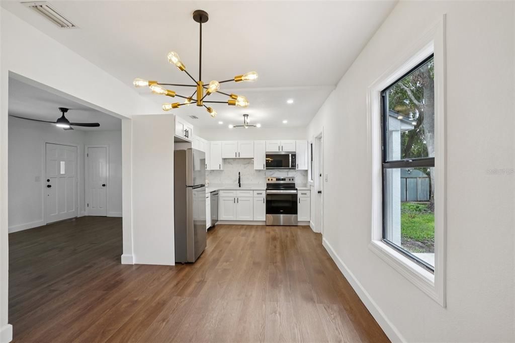 Active With Contract: $3,500 (3 beds, 2 baths, 1419 Square Feet)