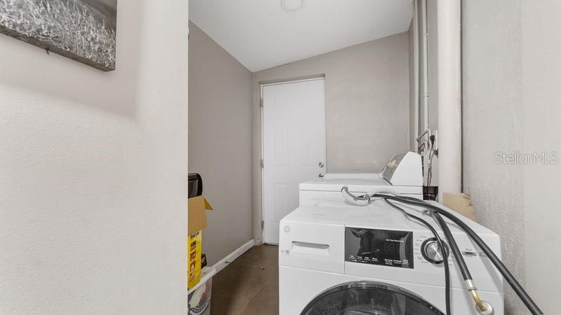 For Sale: $280,000 (4 beds, 2 baths, 1204 Square Feet)