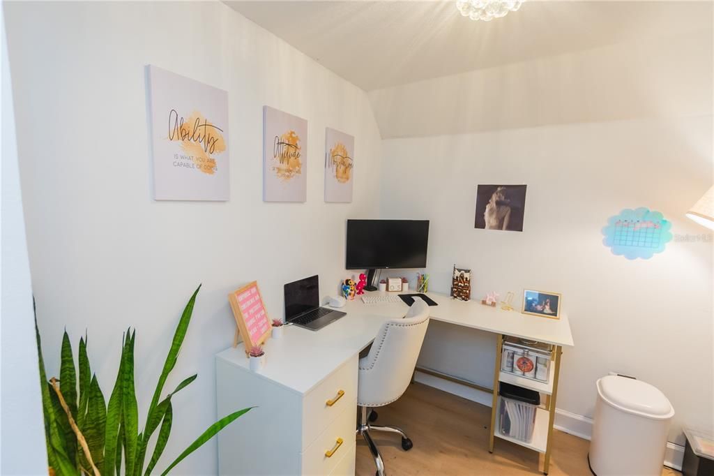 На продажу: $725,000 (5 спален, 2 ванн, 3051 Квадратных фут)