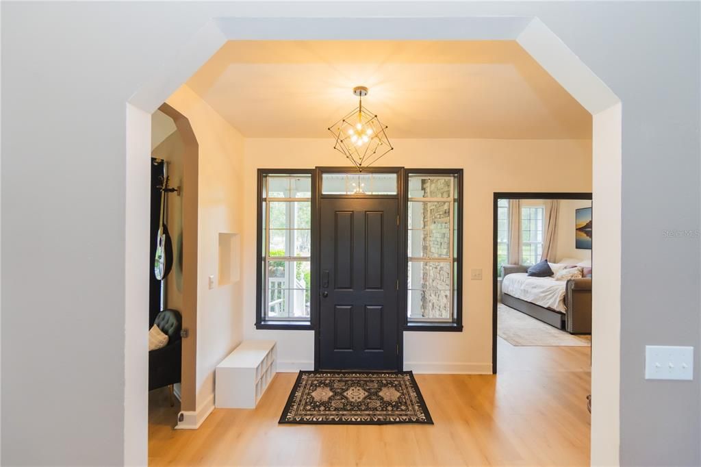 На продажу: $725,000 (5 спален, 2 ванн, 3051 Квадратных фут)