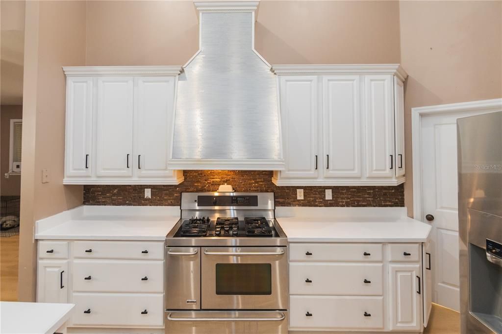 На продажу: $725,000 (5 спален, 2 ванн, 3051 Квадратных фут)