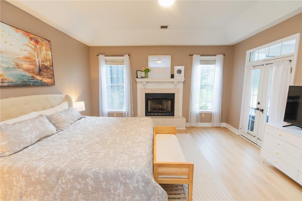 На продажу: $725,000 (5 спален, 2 ванн, 3051 Квадратных фут)