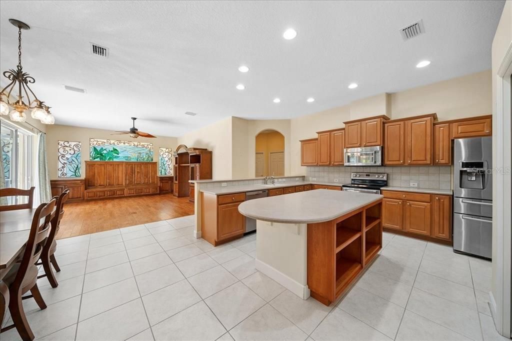 待售: $999,900 (4 贝兹, 3 浴室, 3198 平方英尺)