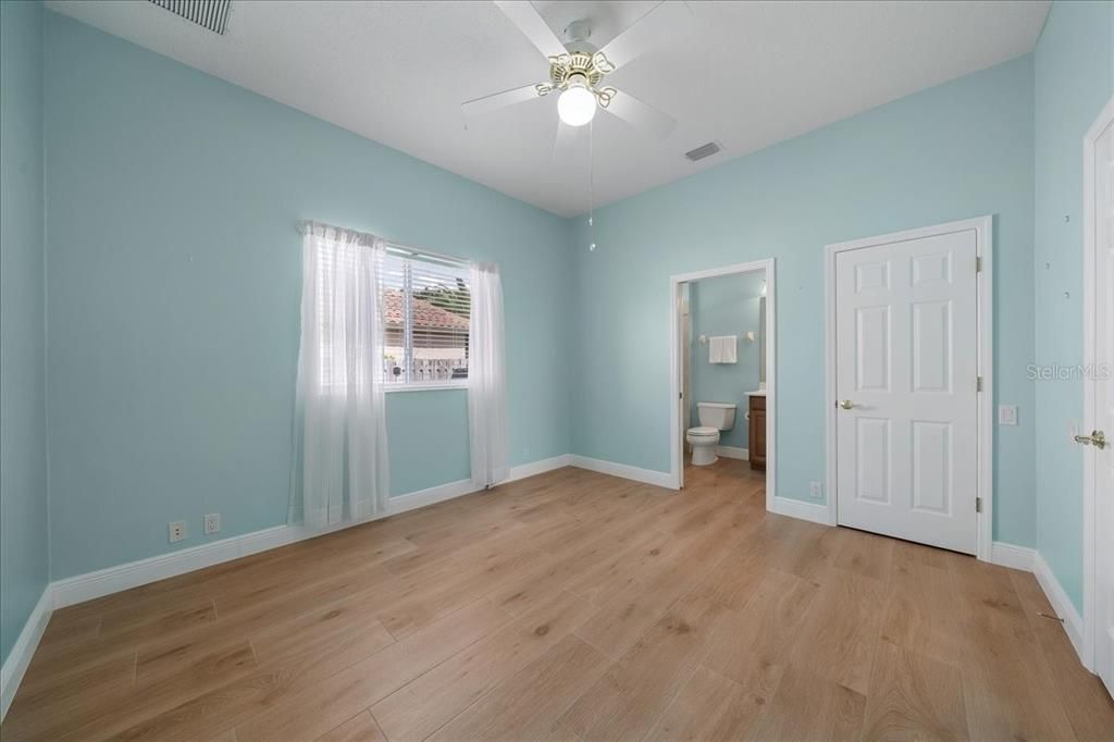 待售: $999,900 (4 贝兹, 3 浴室, 3198 平方英尺)