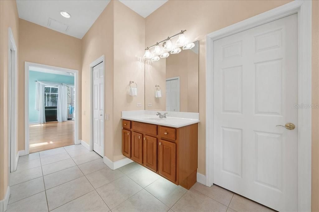 待售: $999,900 (4 贝兹, 3 浴室, 3198 平方英尺)