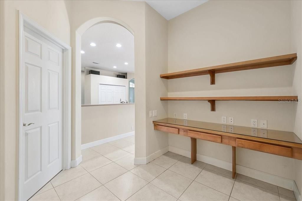 待售: $999,900 (4 贝兹, 3 浴室, 3198 平方英尺)