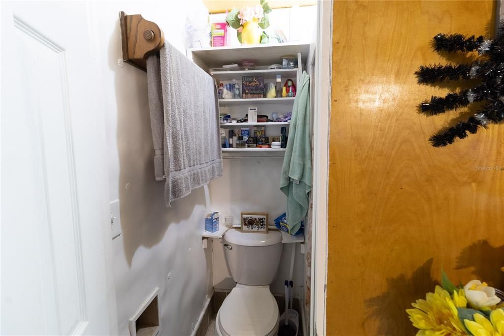 For Sale: $110,000 (3 beds, 2 baths, 1232 Square Feet)