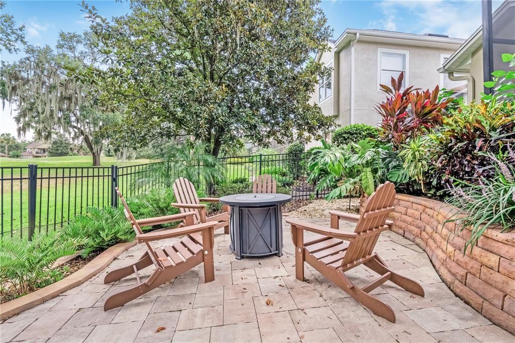 For Sale: $819,900 (4 beds, 3 baths, 3085 Square Feet)