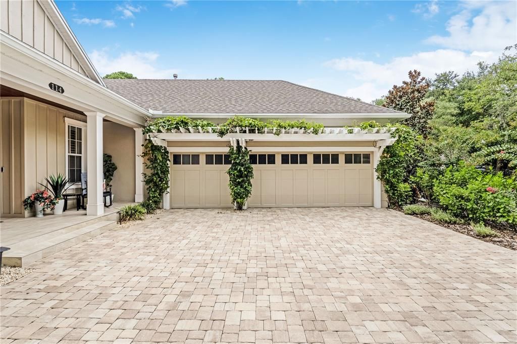 For Sale: $819,900 (4 beds, 3 baths, 3085 Square Feet)