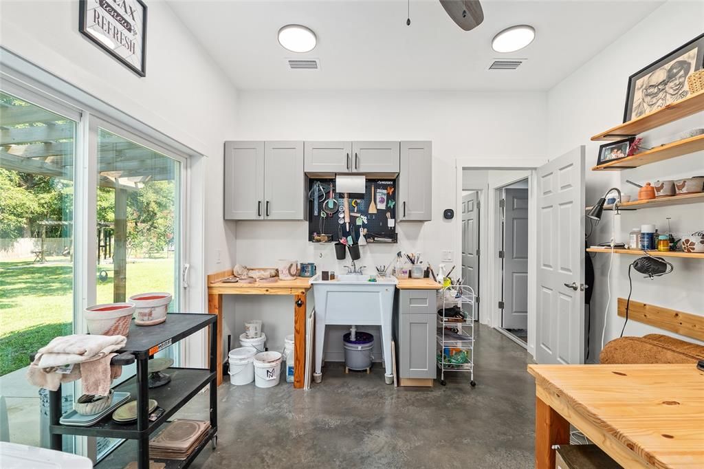 На продажу: $625,000 (5 спален, 3 ванн, 2330 Квадратных фут)