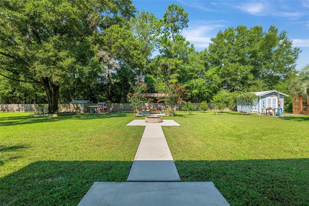 На продажу: $625,000 (5 спален, 3 ванн, 2330 Квадратных фут)