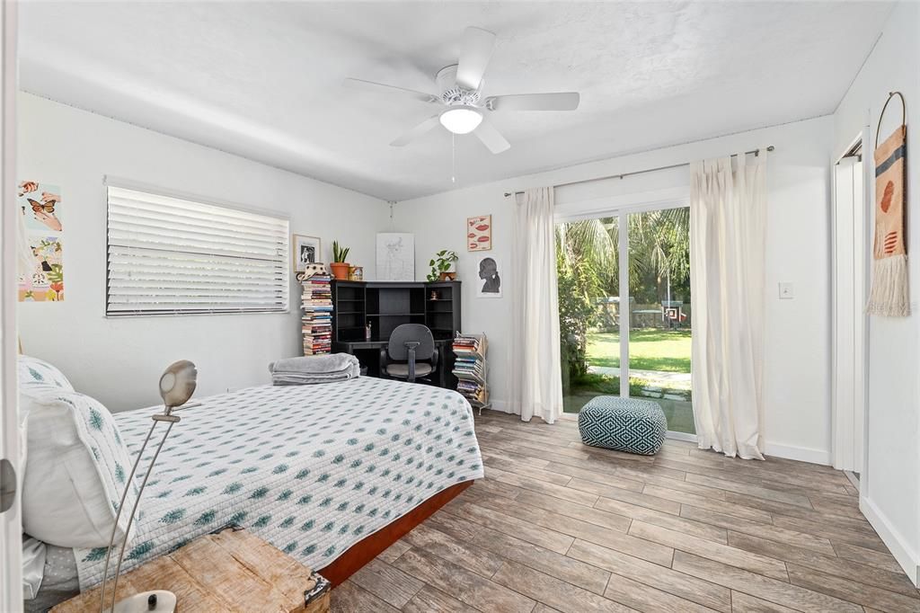 На продажу: $625,000 (5 спален, 3 ванн, 2330 Квадратных фут)