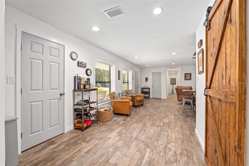 На продажу: $625,000 (5 спален, 3 ванн, 2330 Квадратных фут)