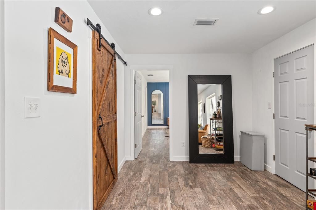 На продажу: $625,000 (5 спален, 3 ванн, 2330 Квадратных фут)