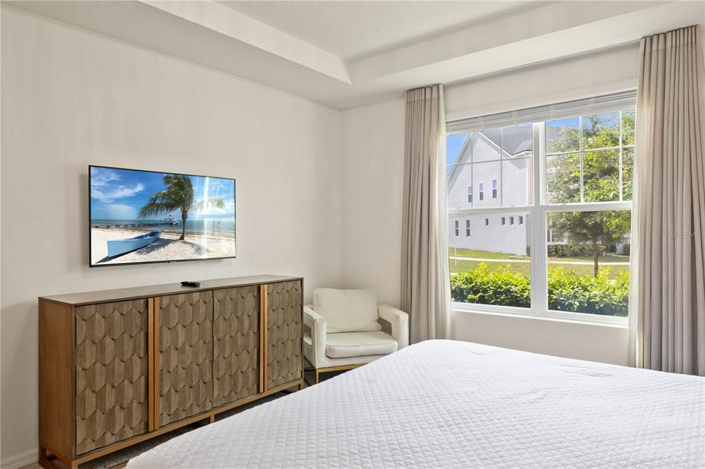 待售: $980,000 (9 贝兹, 6 浴室, 4363 平方英尺)