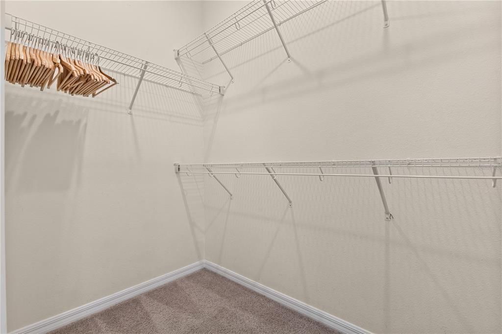 待售: $980,000 (9 贝兹, 6 浴室, 4363 平方英尺)