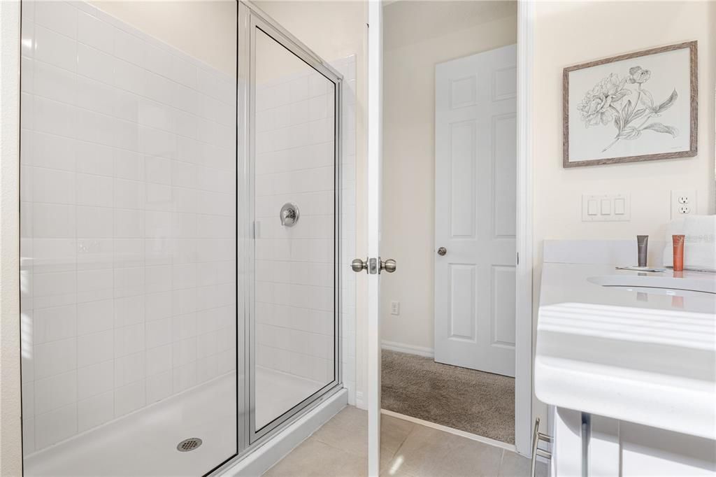 待售: $980,000 (9 贝兹, 6 浴室, 4363 平方英尺)