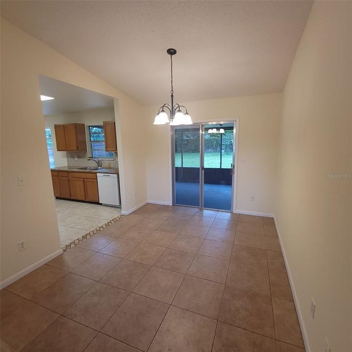 Active With Contract: $290,000 (3 beds, 2 baths, 1260 Square Feet)